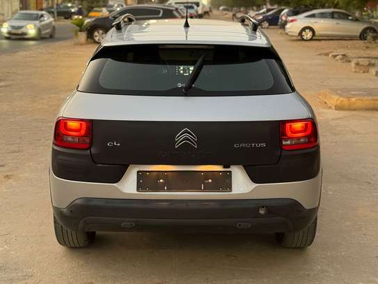 CITROËN C4 CACTUS 2017 image 8
