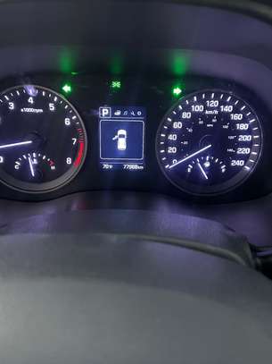 Hyundai Tucson version 4/4 image 5