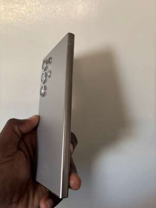 Samsung Galaxy S24 Ultra image 2
