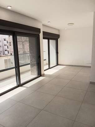 Un beau duplex neuf à louer aux almadie image 3
