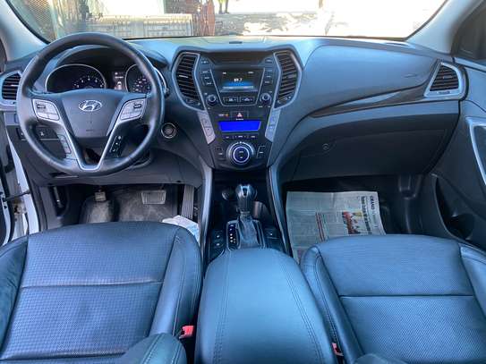 Hyundai Santafe 2015 full options venant image 8