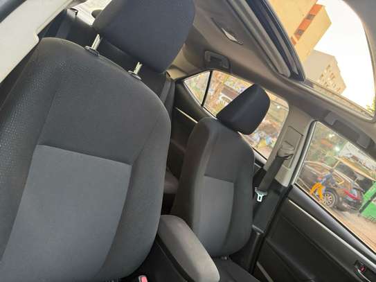 Toyota Corolla Hybride 2018 image 9