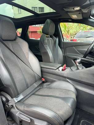 Peugeot 3008 2020 image 5
