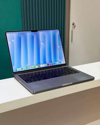 MacBook Pro 14 M1 Max 32Go RAM 1To SSD (2021) image 5