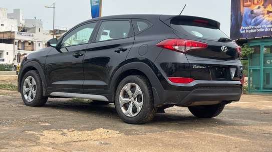 HYUNDAI TUCSON 2018 image 2