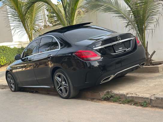 Mercedes C300 AMG image 4