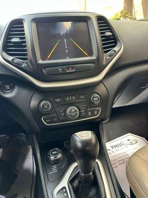 2016 JEEP CHEROKEE LIMITED image 8
