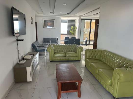 Appartement A5 N85 meublé haut standing Maristes image 1