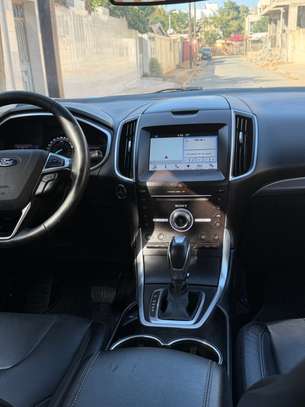 Ford edge titanium image 14