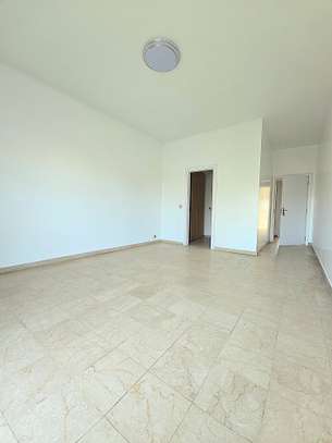 APPARTEMENT F4 À FANN RÉSIDENCE image 6