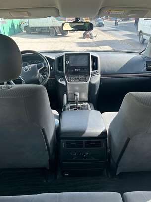 Toyota Prado Land Cruiser GX, R V8  2021 image 8