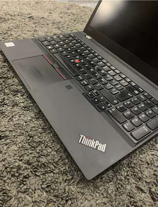Lenovo ThinkPad P15s image 2