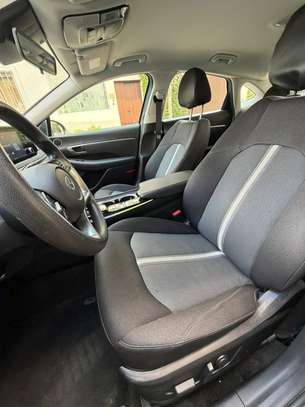 Hyundai sonata image 5