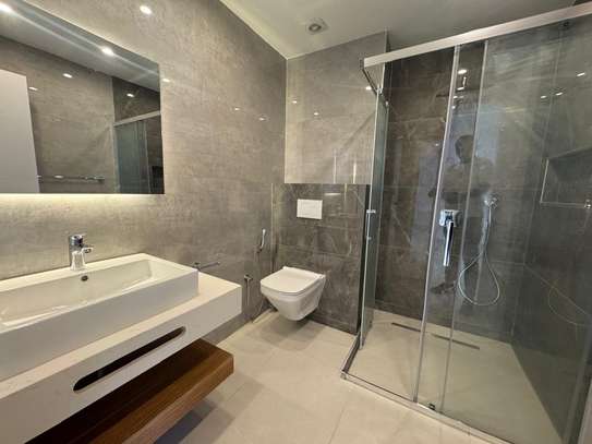 Plateau corniche appartement à louer 4 chambres image 8