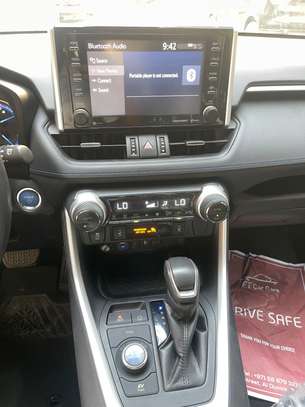 Toyota Rav4 XSE 2021 image 5