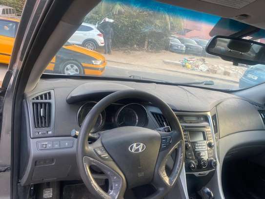 Belle hyundai sonata 2014 image 4