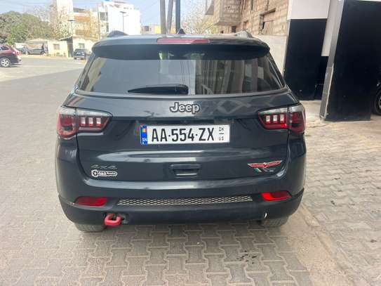 Jeep Cherokee image 7