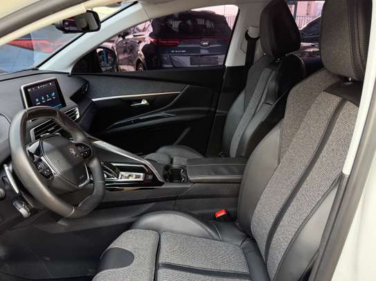 Peugeot 3008 2018 image 4