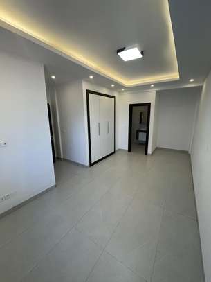 Appartement F4 à la Résidence Ambre Ngor- Almadie image 4