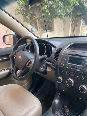 Kia Sorento image 2