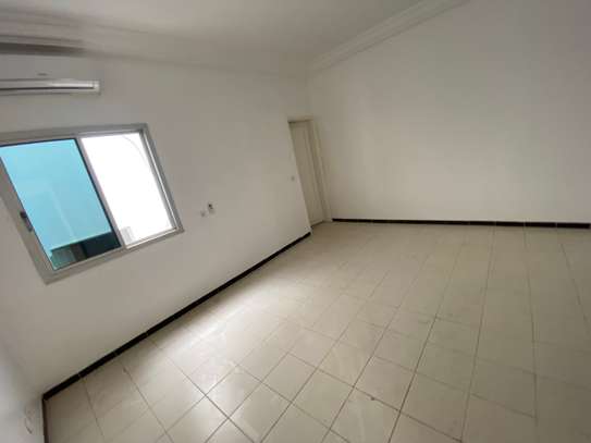 Villa au almadies usage Bureau image 5