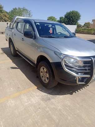 Pickup L200 image 4