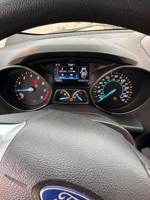 Ford Escape 2016 avec toit ouvrant(vue panoramique) image 3