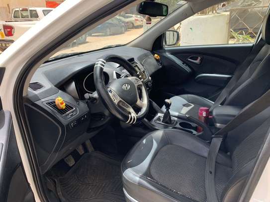 Hyundai Tucson image 6