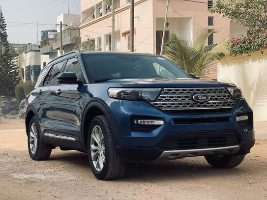 Ford Explorer image 4