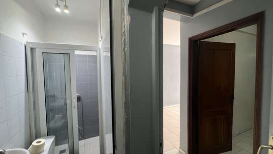 Belle Chambre Climatisée image 10