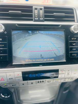 TOYOTA LAND CRUISER 2019 image 11