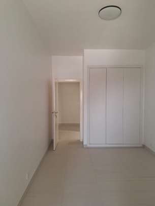 Appartement neuf au Point E image 3