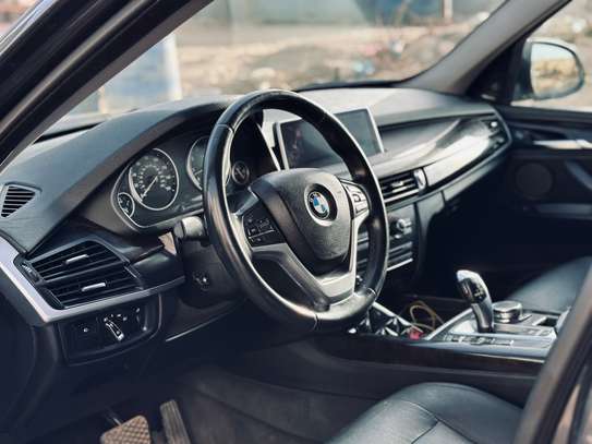 BMW X5 année 2016 image 8