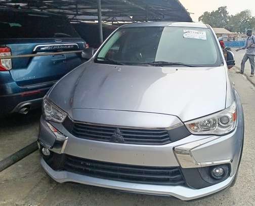 Mitsubishi Outlander Sport 2017 image 2
