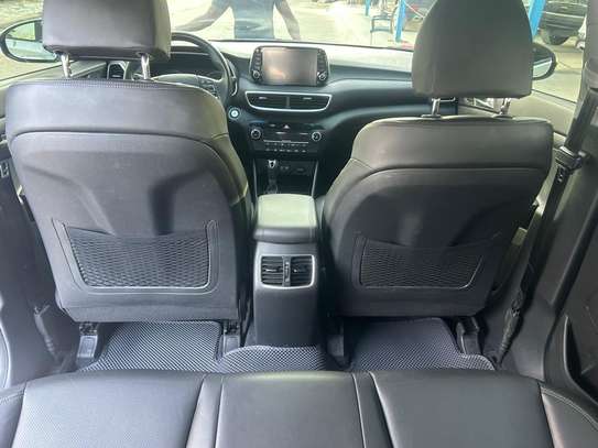 Hyundai Tucson diesel 2020 Full options image 11