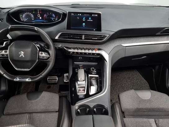 Peugeot 3008 GT LINE 2018 image 7