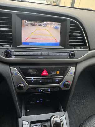Hyundai Elantra 2017 image 6