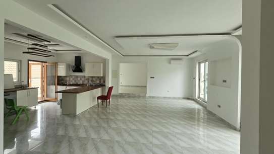 Appartement F6 à louer  Aux Almadies image 4