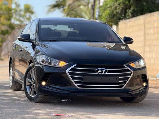 2017 HYUNDAI AVANTE image 13
