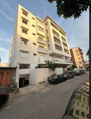 APPARTEMENT DE TYPE F3 SIS MERMOZ PYROTECHNIQUE image 1