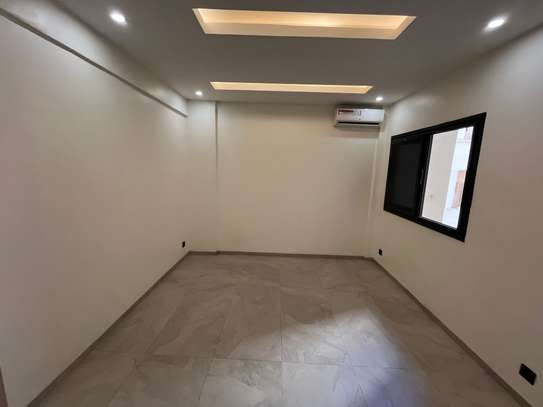 Appartement F4 à louer au plateau image 9