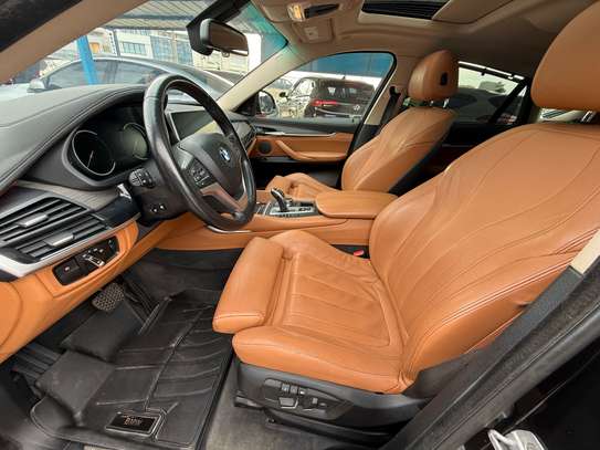 Bmw X6 2018 full options image 4
