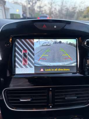 Renault clio image 11