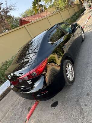 Mazda 3 2016 image 4