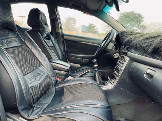Toyota avensis 2008 image 2