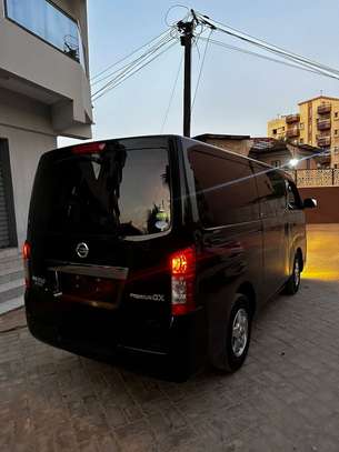 Nissan CARAVAN NV350 PREMIUM GX image 3