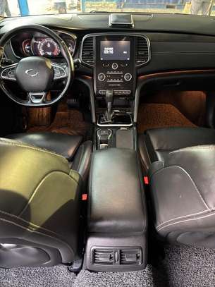Renault SM6 Full options image 10