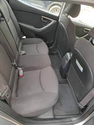 Hyundai elantra image 12