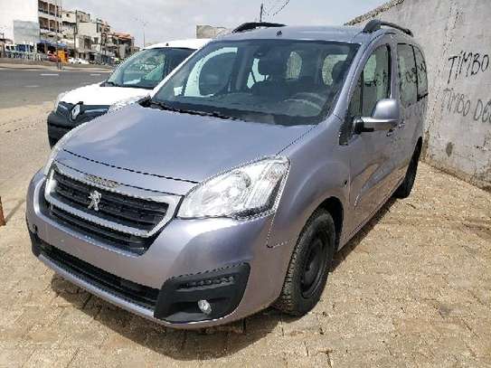 Peugeot Partner image 1