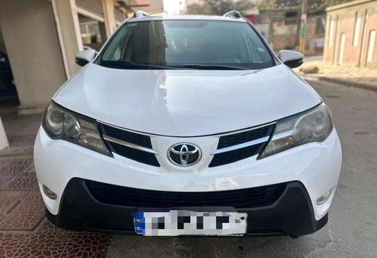 Toyota RAV4 image 3